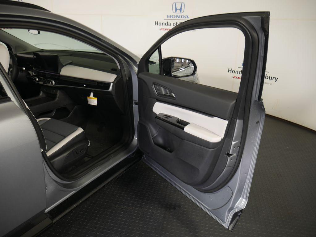 new 2025 Honda Prologue car, priced at $56,195