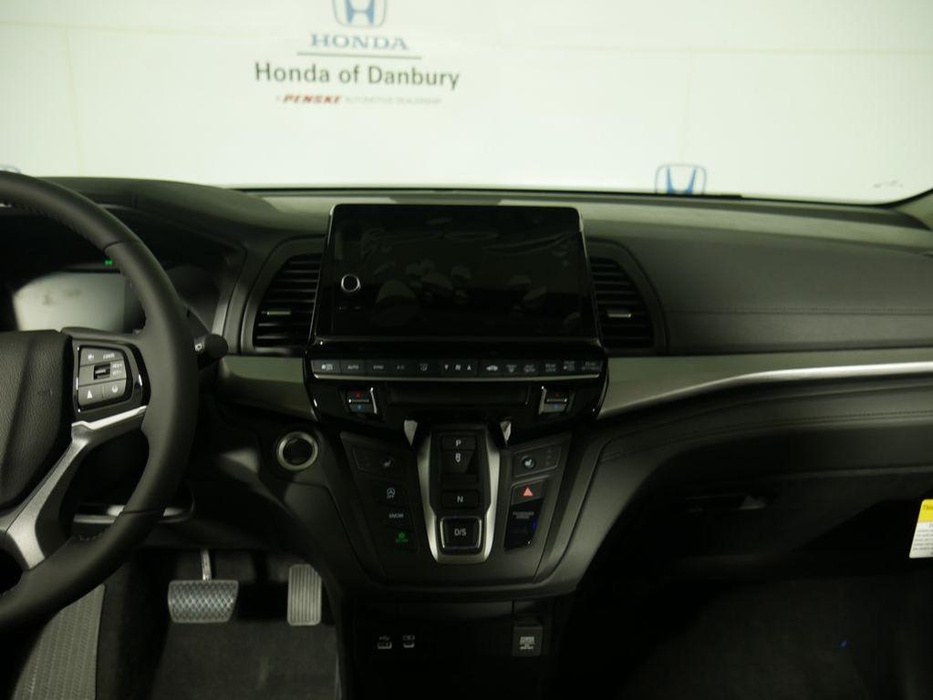 new 2026 Honda Odyssey car, priced at $44,885