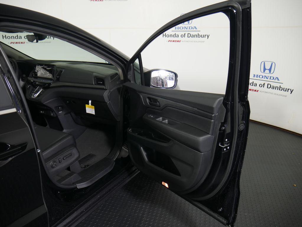 new 2026 Honda Odyssey car, priced at $44,885