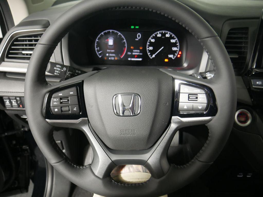 new 2026 Honda Odyssey car, priced at $44,885