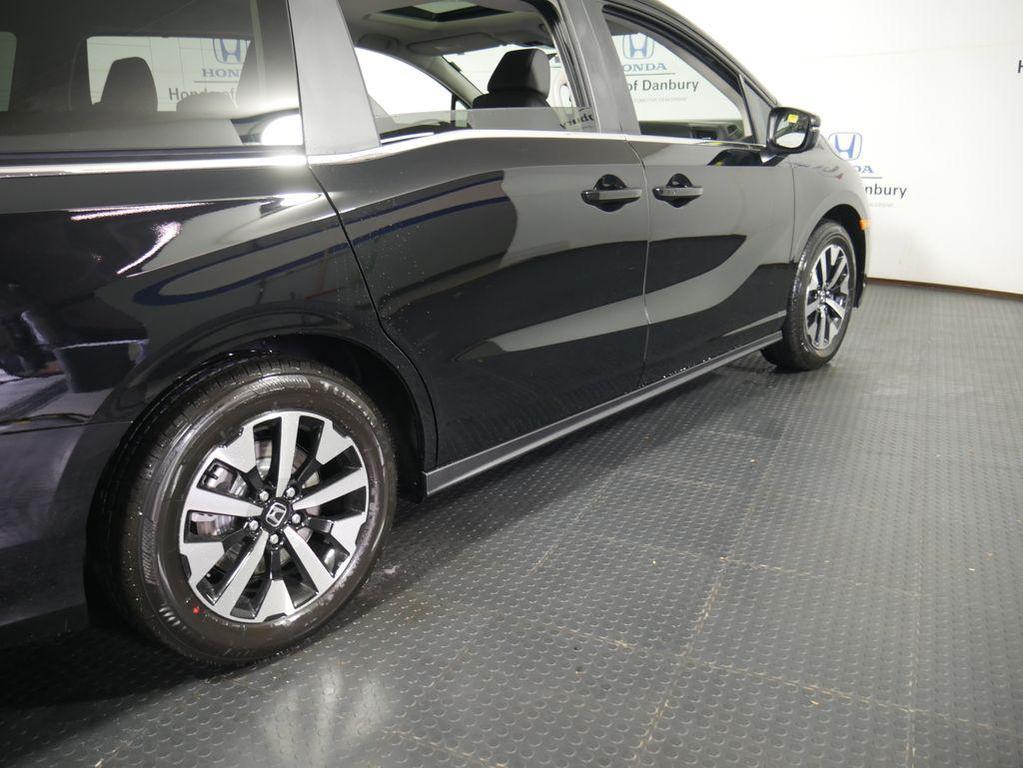 new 2026 Honda Odyssey car, priced at $44,885