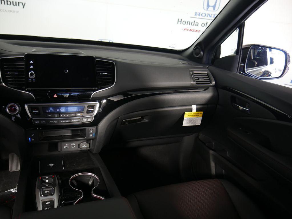 new 2025 Honda Ridgeline car, priced at $48,200