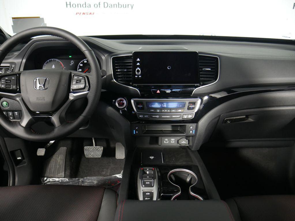 new 2025 Honda Ridgeline car, priced at $48,200