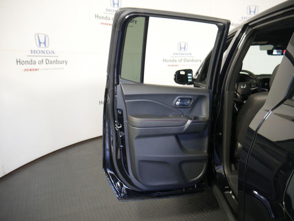 new 2025 Honda Ridgeline car, priced at $48,200