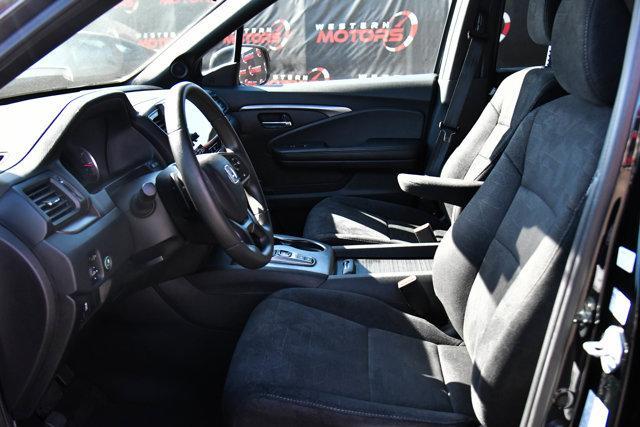 used 2022 Honda Pilot car, priced at $26,975