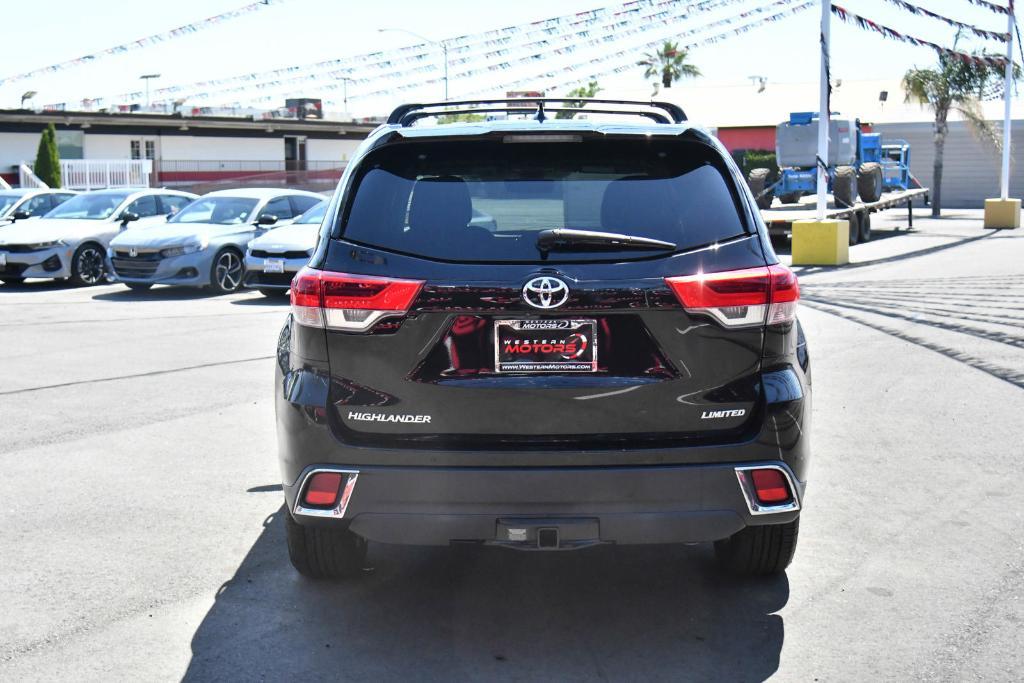 used 2019 Toyota Highlander car, priced at $29,664