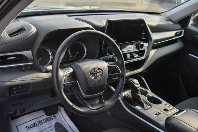 used 2024 Toyota Highlander car, priced at $34,359