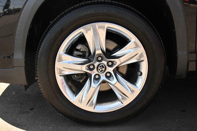 used 2019 Toyota Highlander car, priced at $29,879