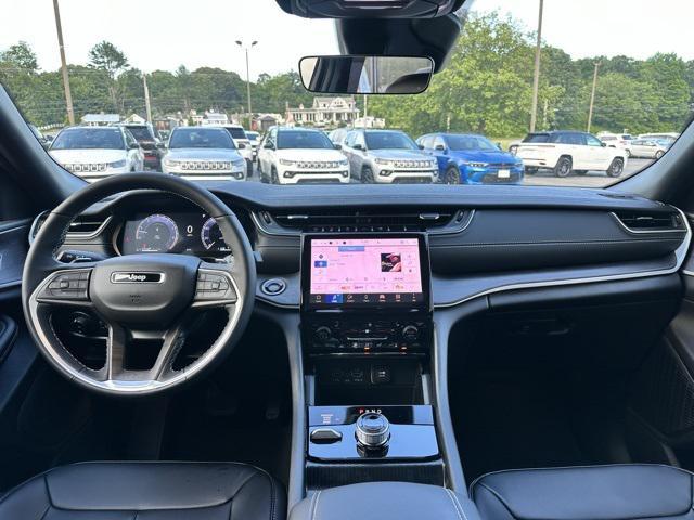 new 2025 Jeep Grand Cherokee car, priced at $49,415