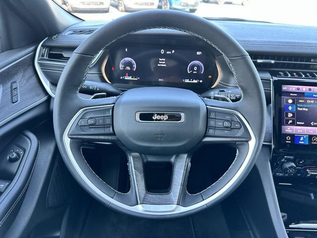 new 2025 Jeep Grand Cherokee L car