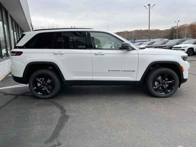 new 2025 Jeep Grand Cherokee car, priced at $47,780