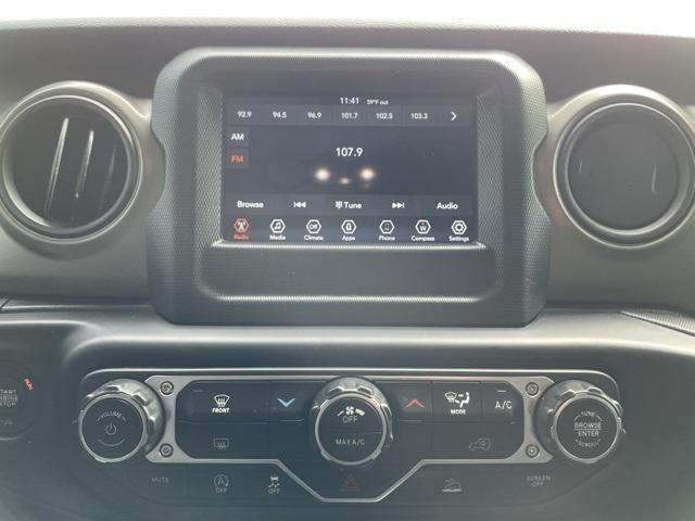 used 2022 Jeep Gladiator car, priced at $31,974