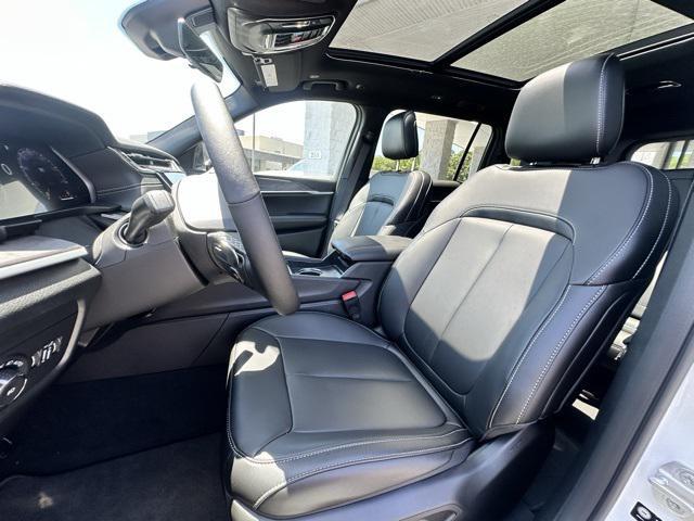 new 2025 Jeep Grand Cherokee L car
