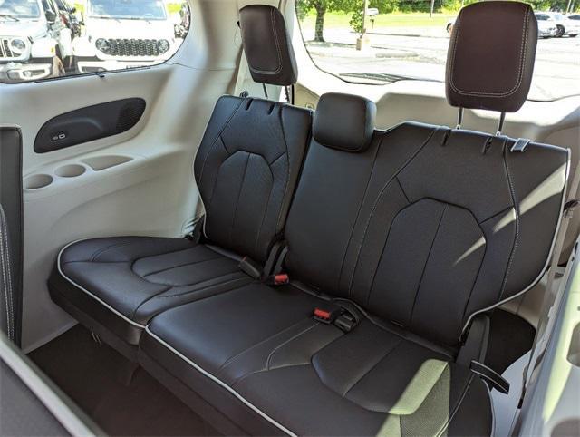 new 2023 Chrysler Pacifica Hybrid car, priced at $59,985