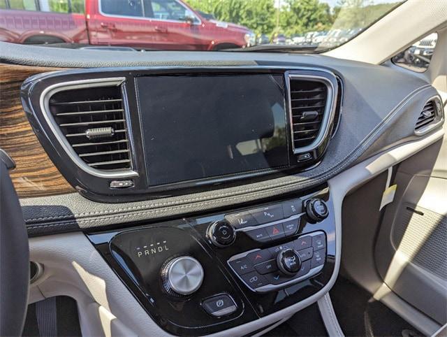 new 2023 Chrysler Pacifica Hybrid car, priced at $59,985