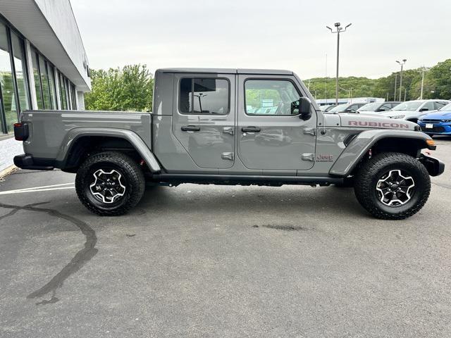 used 2022 Jeep Gladiator car, priced at $39,046