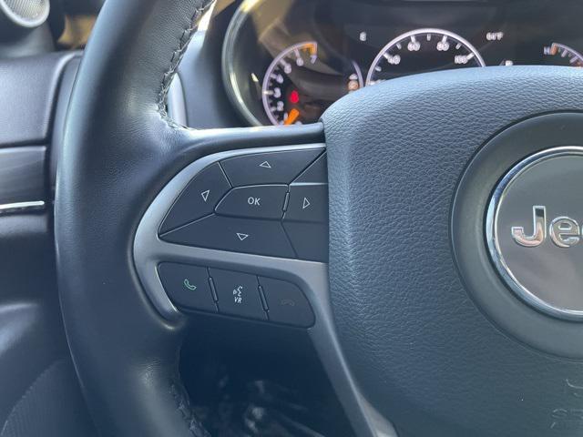 used 2020 Jeep Grand Cherokee car, priced at $23,374