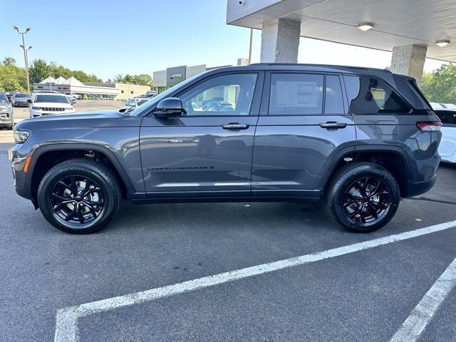 new 2025 Jeep Grand Cherokee car, priced at $46,730