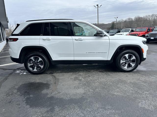 new 2024 Jeep Grand Cherokee 4xe car, priced at $62,285
