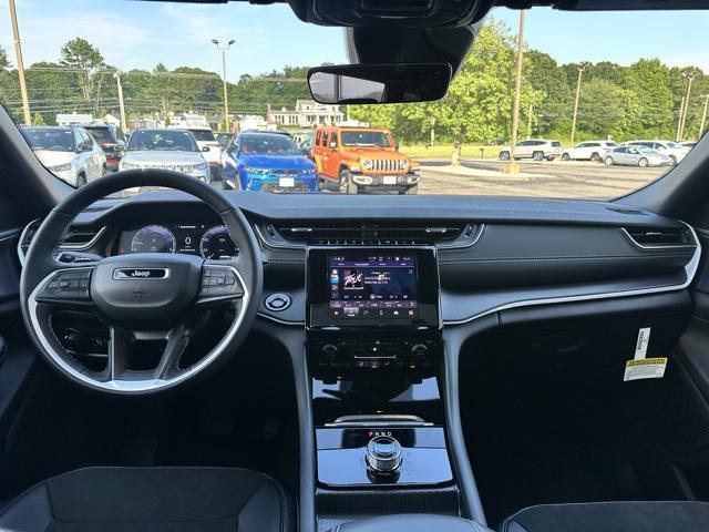 new 2025 Jeep Grand Cherokee L car, priced at $48,730