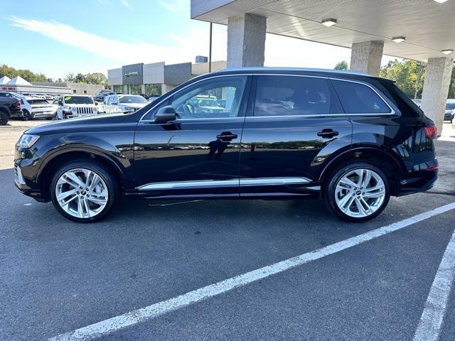 used 2022 Audi Q7 car, priced at $32,557