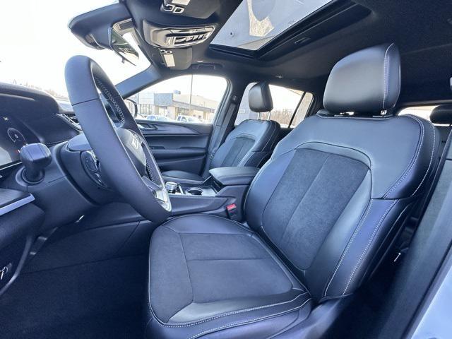 new 2025 Jeep Grand Cherokee L car