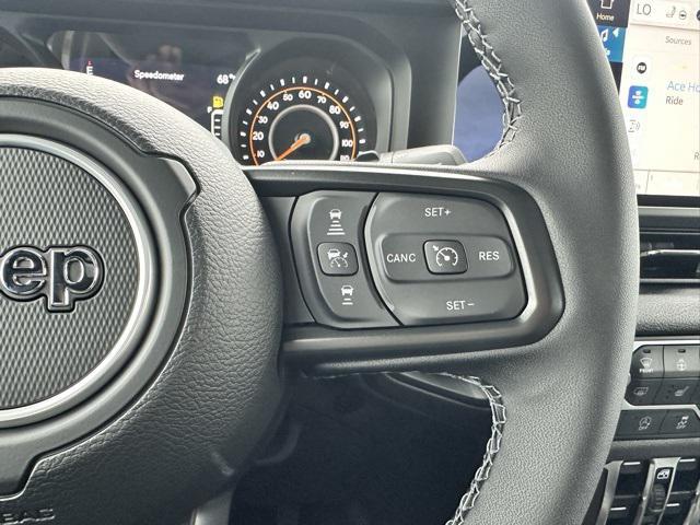 new 2025 Jeep Wrangler car, priced at $53,075