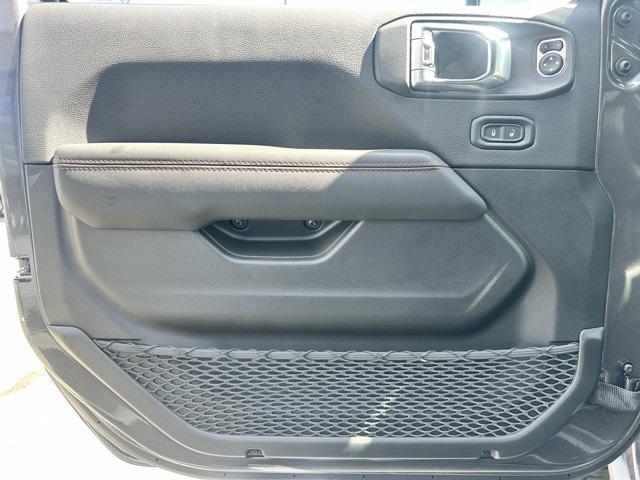 new 2025 Jeep Wrangler car, priced at $75,755