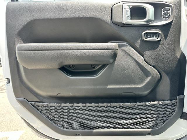 used 2022 Jeep Wrangler Unlimited car, priced at $32,521