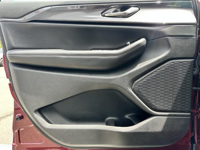 used 2023 Jeep Grand Cherokee L car, priced at $35,674