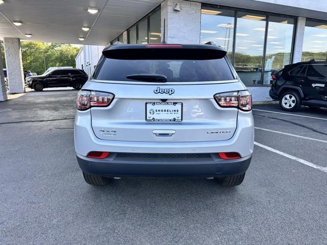new 2025 Jeep Compass car
