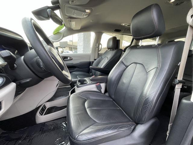 used 2017 Chrysler Pacifica car, priced at $14,774