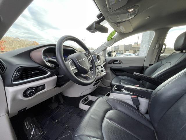 used 2017 Chrysler Pacifica car, priced at $14,774