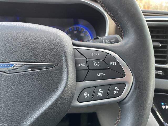 used 2017 Chrysler Pacifica car, priced at $14,774