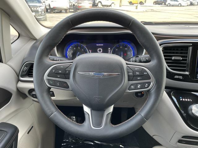 used 2017 Chrysler Pacifica car, priced at $14,774