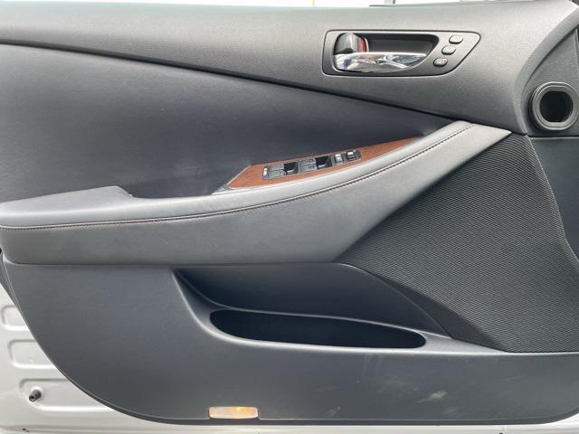 used 2011 Lexus ES 350 car, priced at $11,129