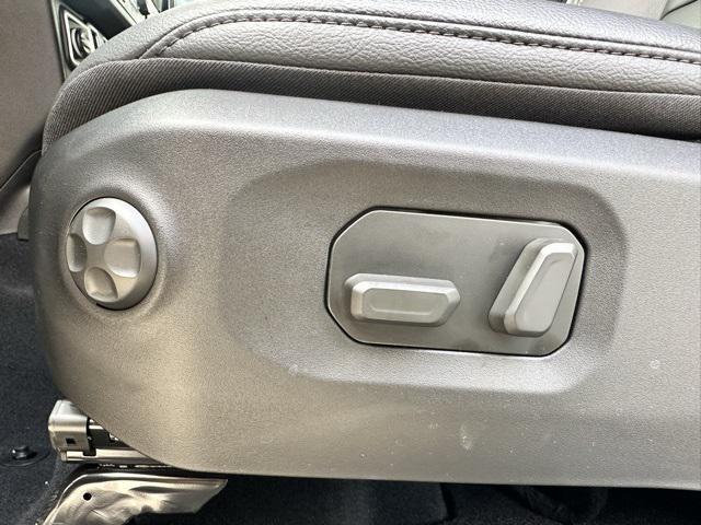 new 2025 Jeep Wrangler car, priced at $59,120