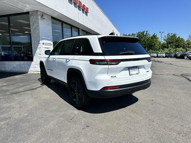 new 2025 Jeep Grand Cherokee car