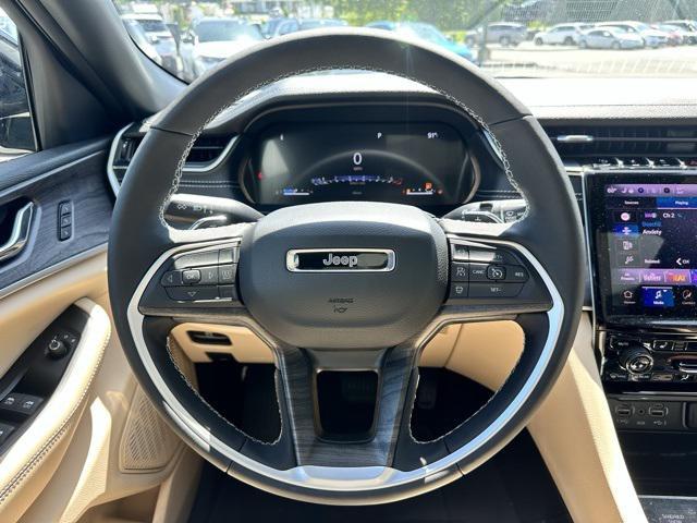 new 2025 Jeep Grand Cherokee car