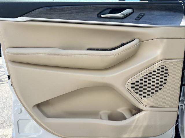 new 2025 Jeep Grand Cherokee car
