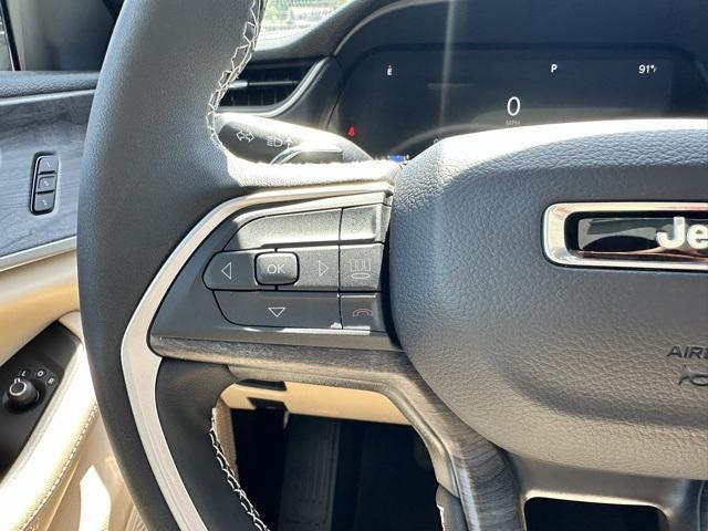 new 2025 Jeep Grand Cherokee car
