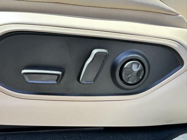 new 2025 Jeep Grand Cherokee car
