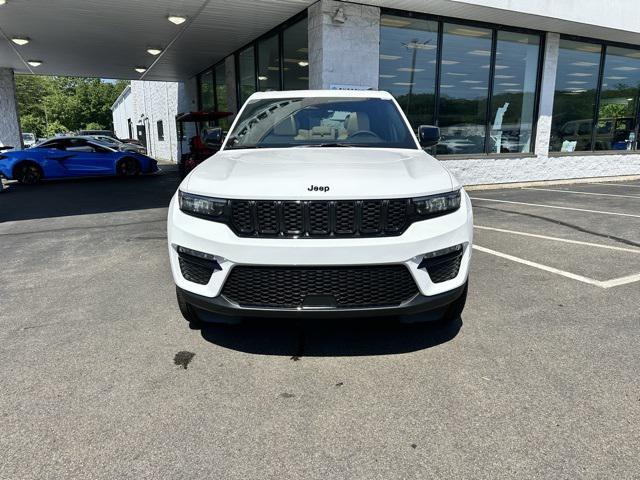 new 2025 Jeep Grand Cherokee car