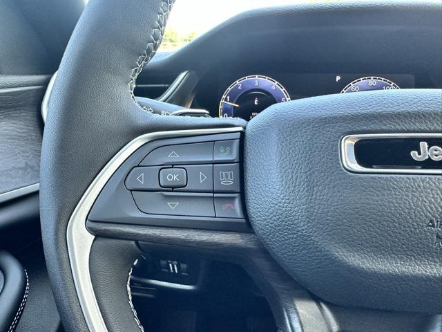 new 2025 Jeep Grand Cherokee L car, priced at $48,900