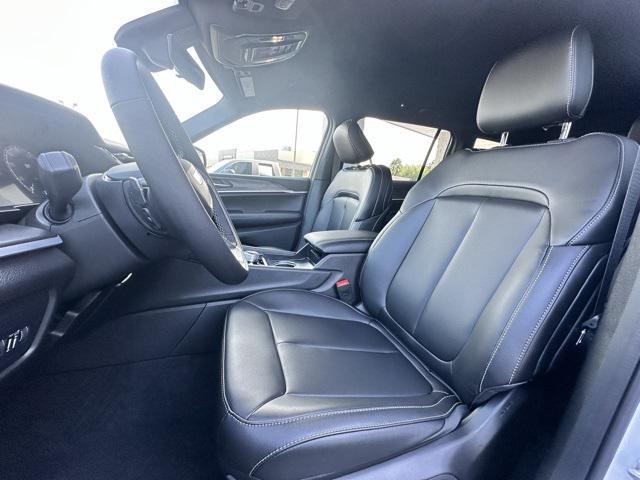 new 2025 Jeep Grand Cherokee L car, priced at $48,900