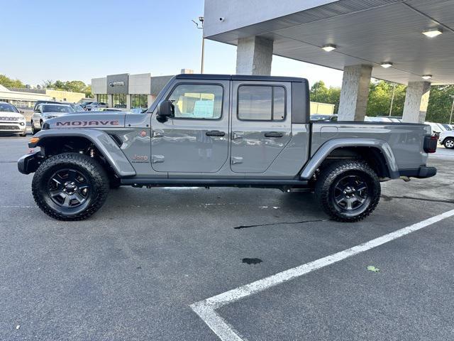 used 2022 Jeep Gladiator car, priced at $38,744