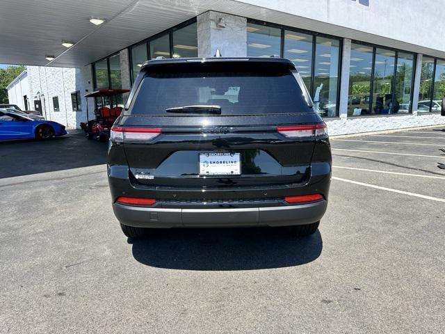 new 2025 Jeep Grand Cherokee car, priced at $46,730