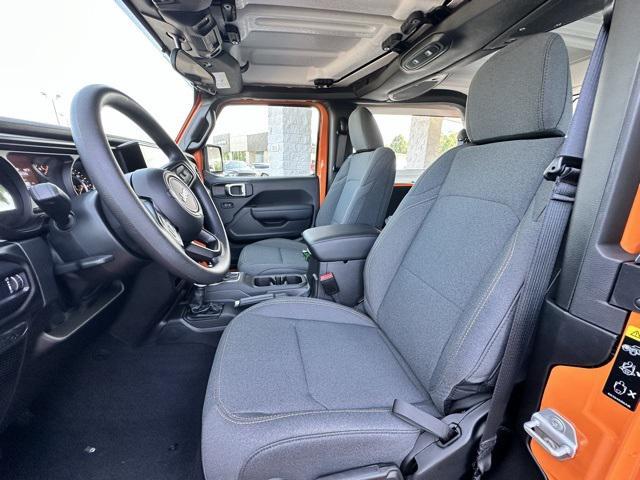 new 2025 Jeep Wrangler car, priced at $39,450