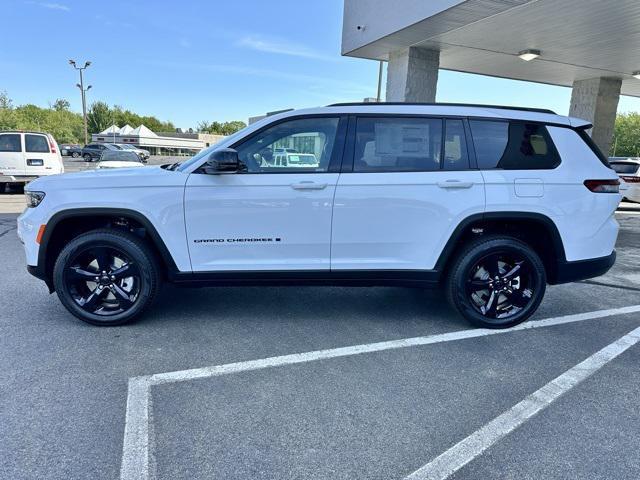 new 2025 Jeep Grand Cherokee L car, priced at $54,240