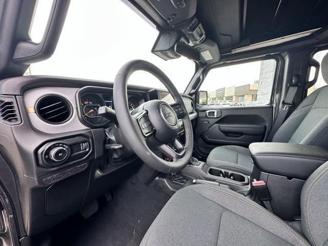 new 2025 Jeep Wrangler car